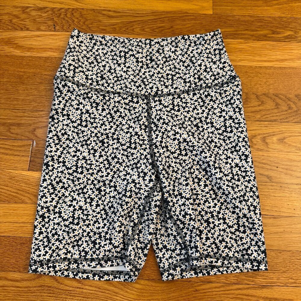 Balance Collection High Rise 7" Biker Shorts Black White Flowers Floral - Medium